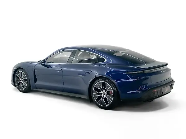 Porsche Taycan - Imagem 4
