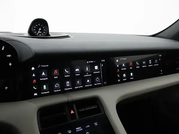 Porsche Taycan - Imagem 11