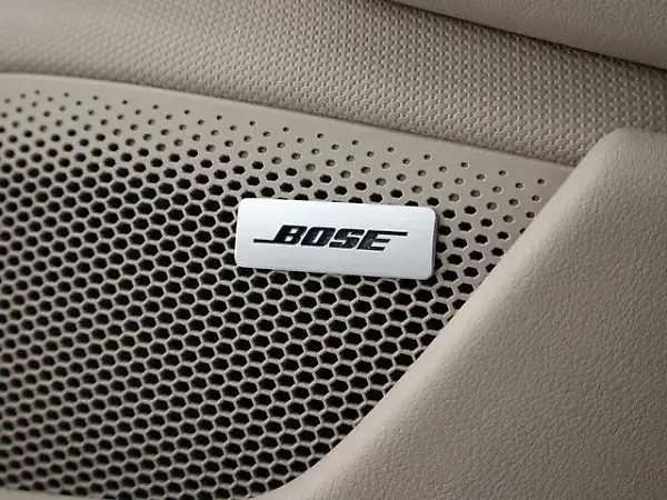 Porsche Taycan - Imagem 18