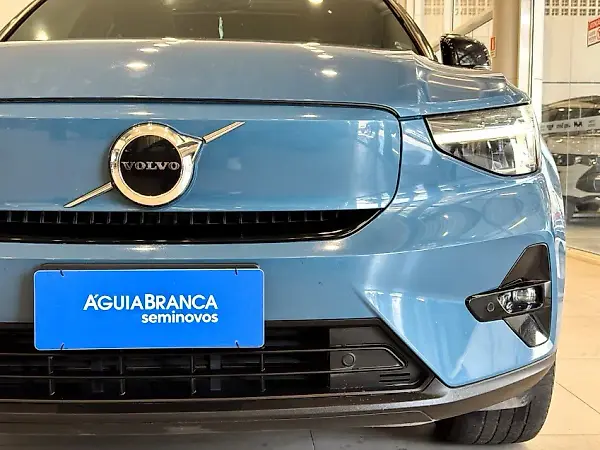Volvo XC40 Recharge - Imagem 4