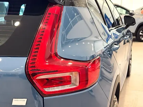 Volvo XC40 Recharge - Imagem 10