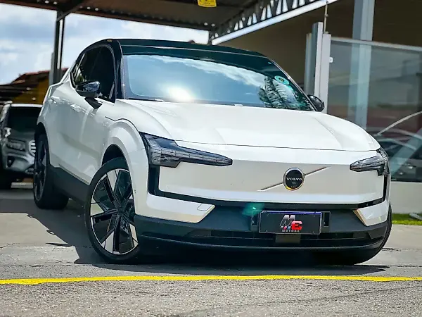 Volvo EX30 - Imagem 2