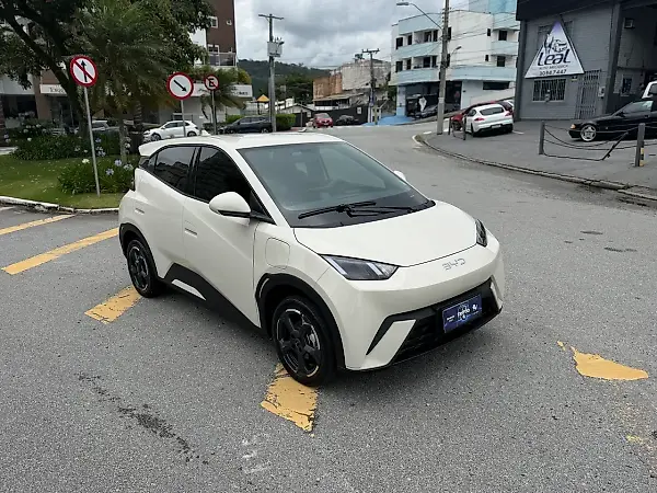 BYD Dolphin Mini - Imagem 1