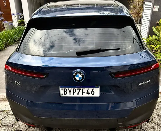 BMW Ix - Imagem 4