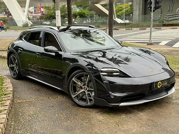 Porsche Taycan - Imagem 1