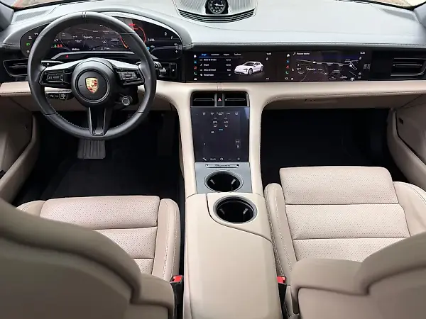 Porsche Taycan - Imagem 7