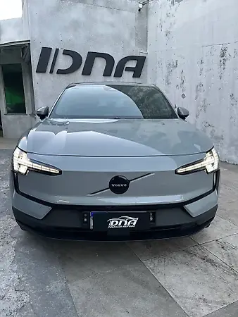 Volvo EX30 - Imagem 1