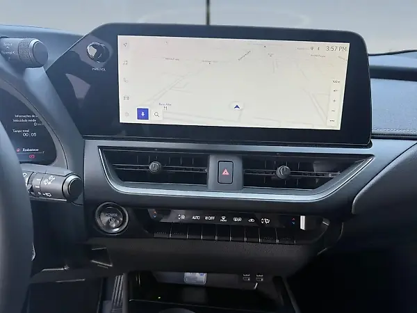 Lexus Ux 300e - Imagem 9