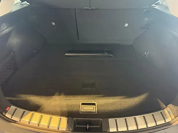 Lexus Nx 450h+ - Imagem 12