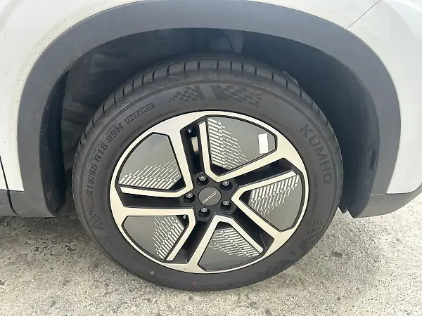 Omoda E5 - Imagem 19