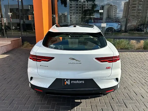Jaguar I-pace - Imagem 6