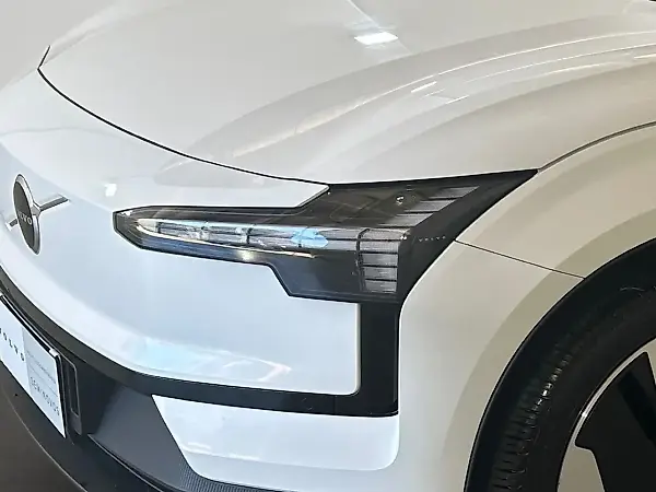 Volvo EX30 - Imagem 5