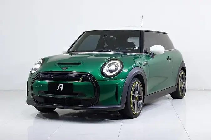 Mini Cooper SE - Imagem 1