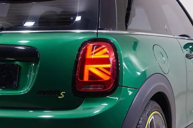 Mini Cooper SE - Imagem 12