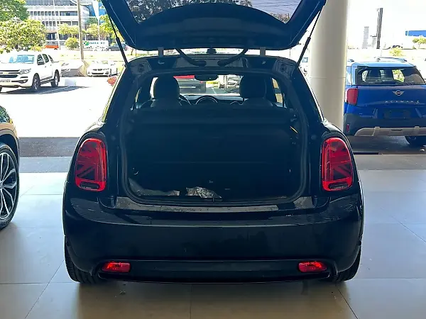 Mini Cooper SE - Imagem 4