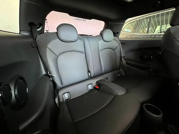Mini Cooper SE - Imagem 12