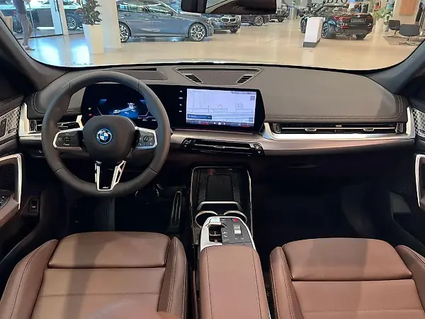 BMW IX1 - Imagem 7