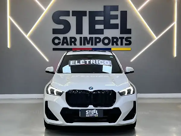 BMW IX1 - Imagem 4