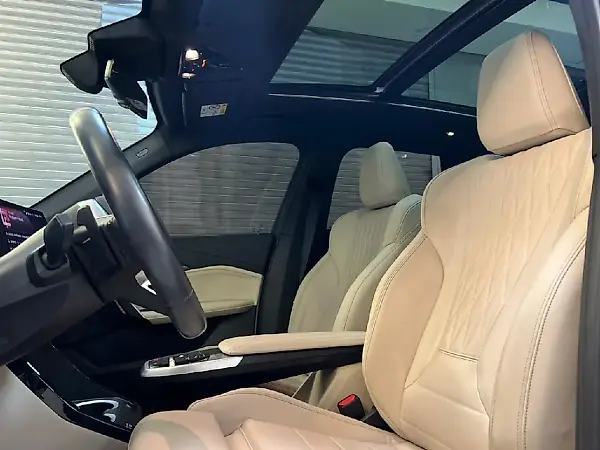BMW IX1 - Imagem 9