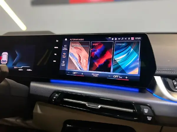 BMW IX1 - Imagem 14