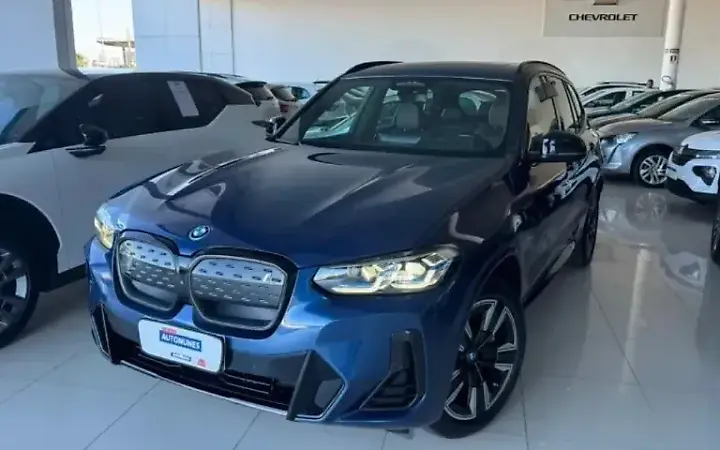 BMW IX3 - Imagem 1