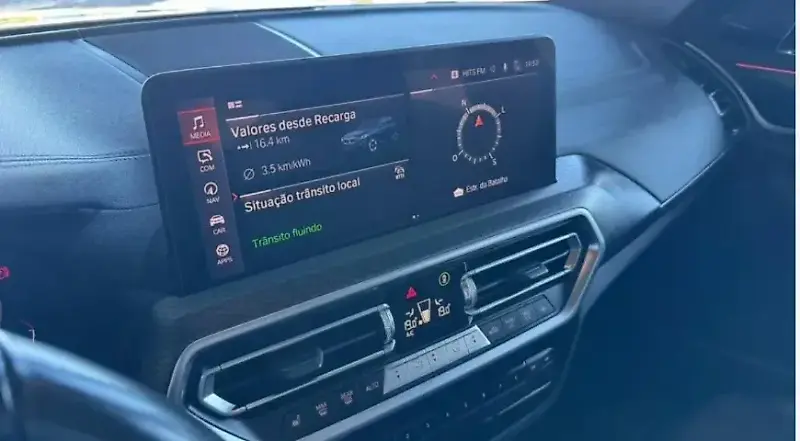 BMW IX3 - Imagem 12