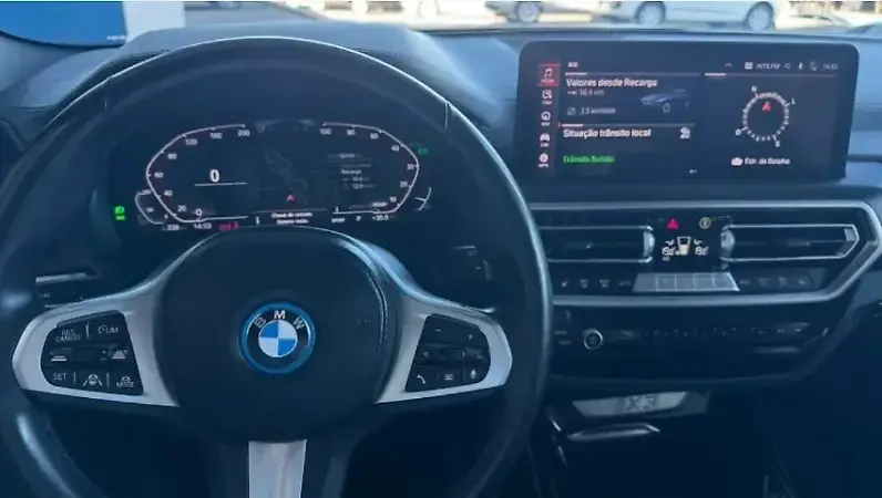 BMW IX3 - Imagem 10