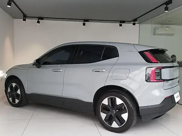 Volvo EX30 - Imagem 6