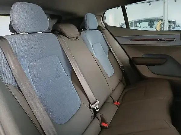 Volvo EX30 - Imagem 15