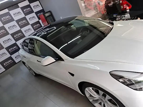 Tesla Model 3 - Imagem 6