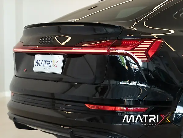 Audi E-tron S Sportback - Imagem 6