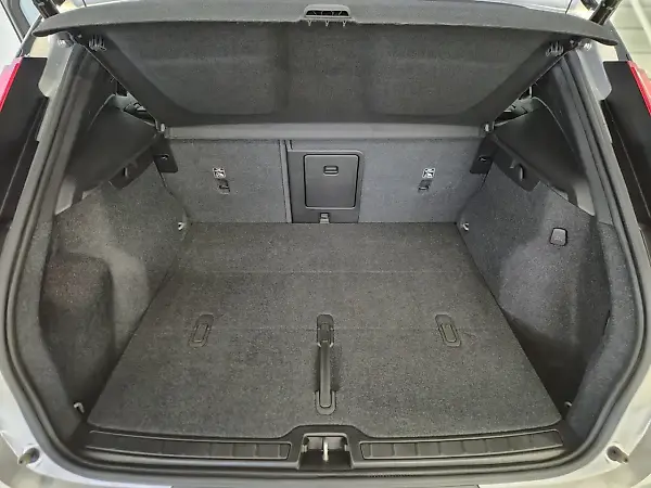 Volvo XC40 Recharge - Imagem 19