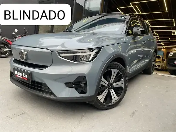Volvo XC40 Recharge - Imagem 1