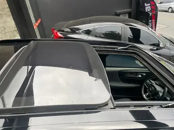 Volvo XC40 Recharge - Imagem 4