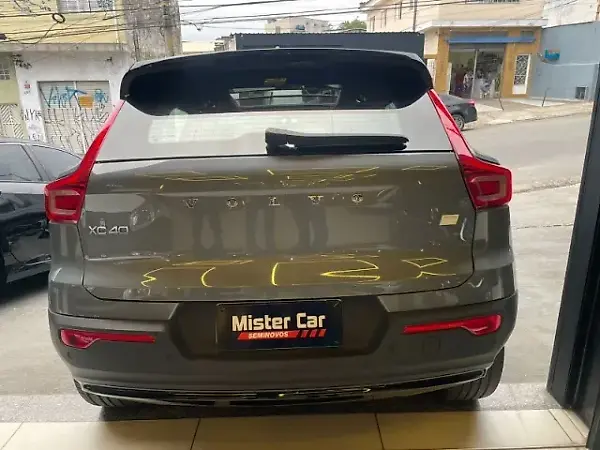 Volvo XC40 Recharge - Imagem 10
