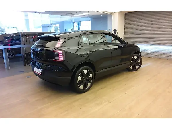 Volvo EX30 - Imagem 3