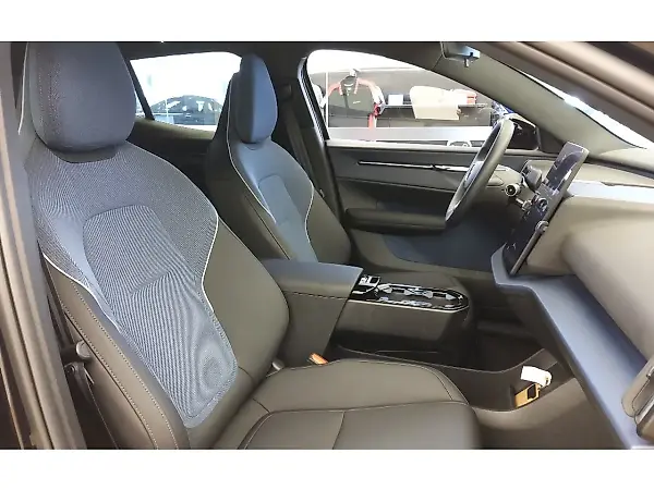 Volvo EX30 - Imagem 6