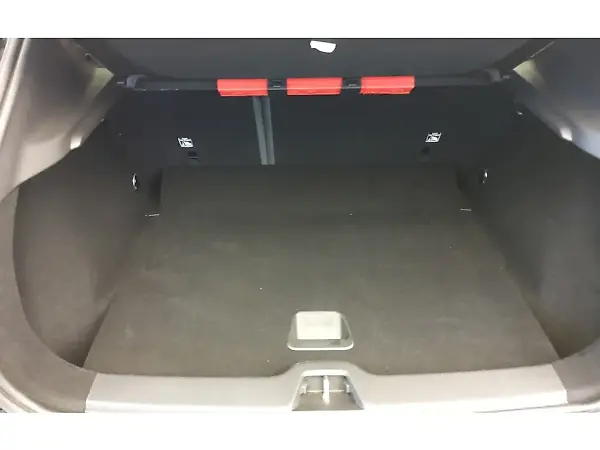 Volvo EX30 - Imagem 13