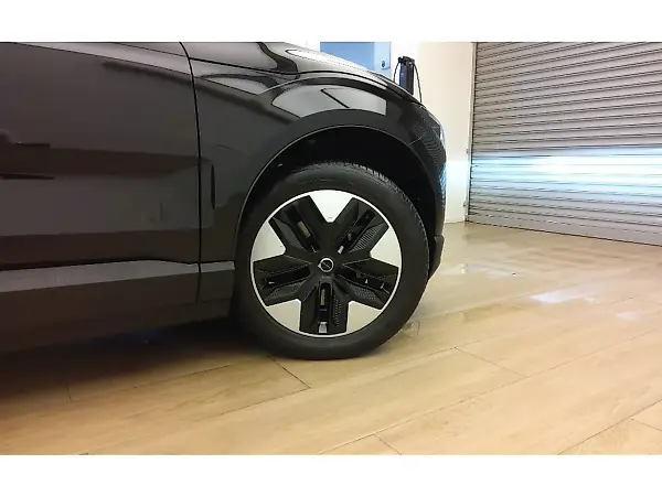 Volvo EX30 - Imagem 12