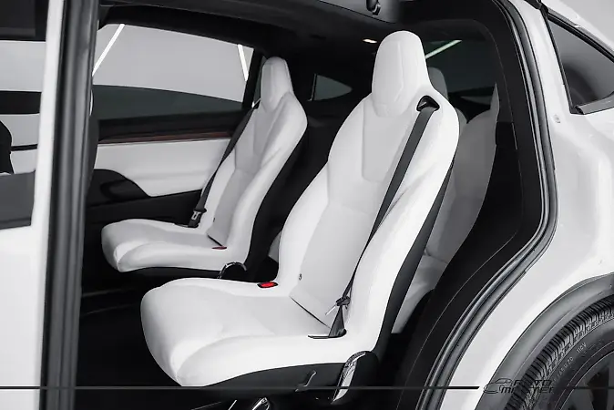 Tesla Model X - Imagem 9