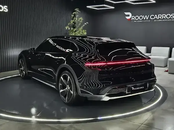 Porsche Taycan - Imagem 5