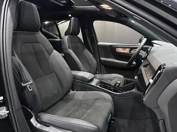 Volvo XC40 Recharge - Imagem 7