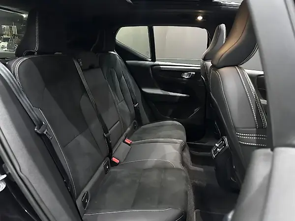 Volvo XC40 Recharge - Imagem 20