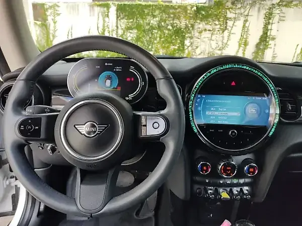 Mini Cooper SE - Imagem 7