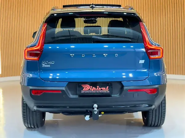 Volvo XC40 Recharge - Imagem 7