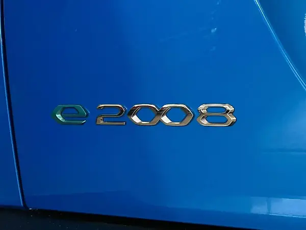 Peugeot E-2008 - Imagem 5