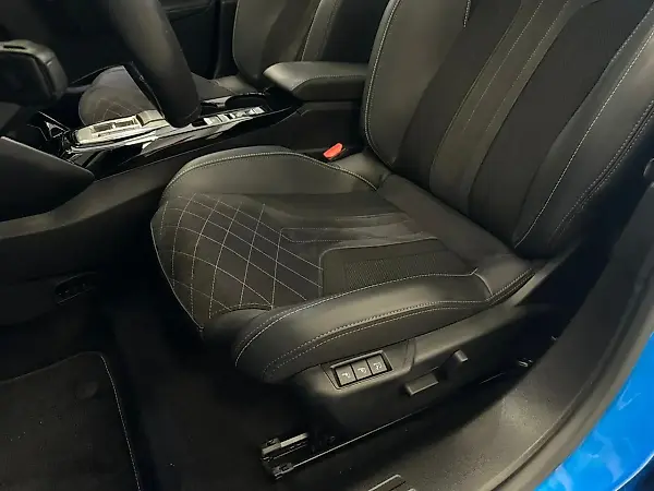 Peugeot E-2008 - Imagem 19