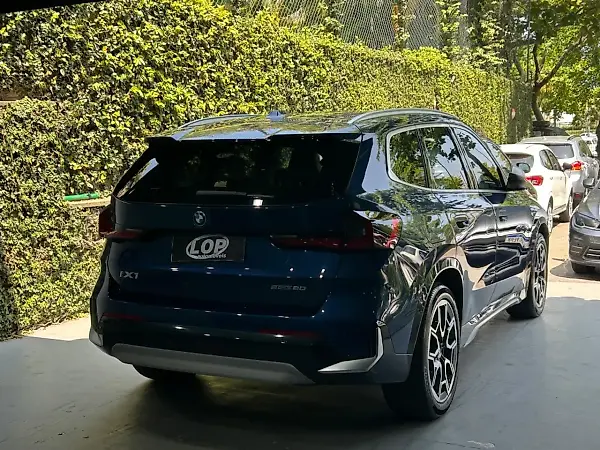 BMW IX1 - Imagem 5