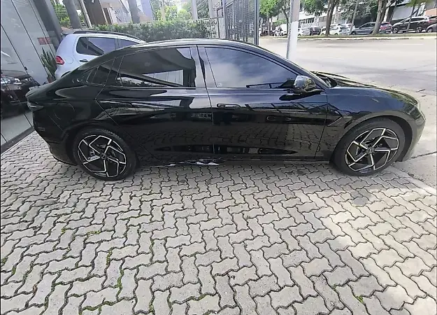 BYD Seal - Imagem 1