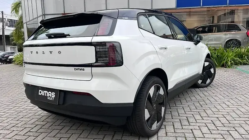 Volvo EX30 - Imagem 7